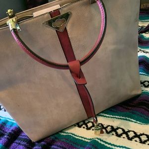 Steve Madden purse! used a couple times!